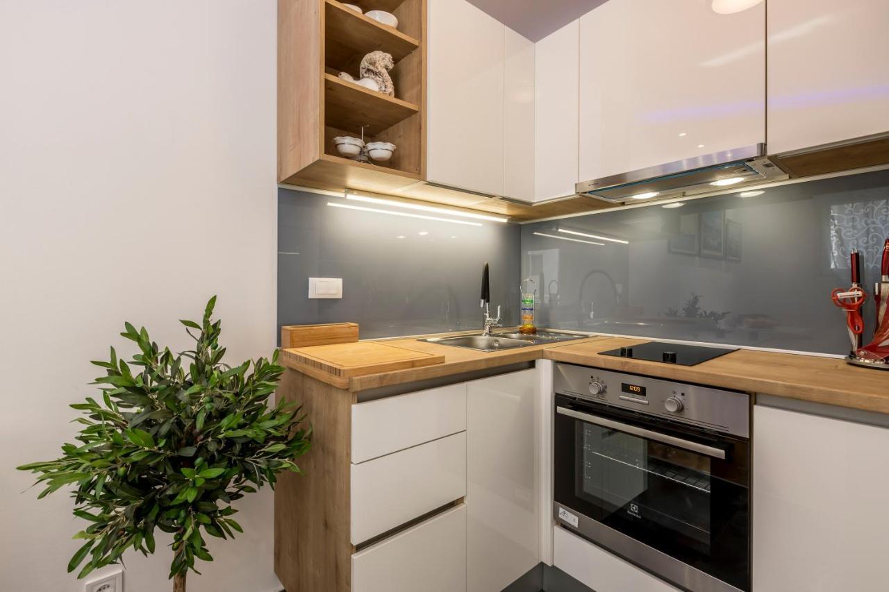 Noemi Luxury Apartment Солин Экстерьер фото