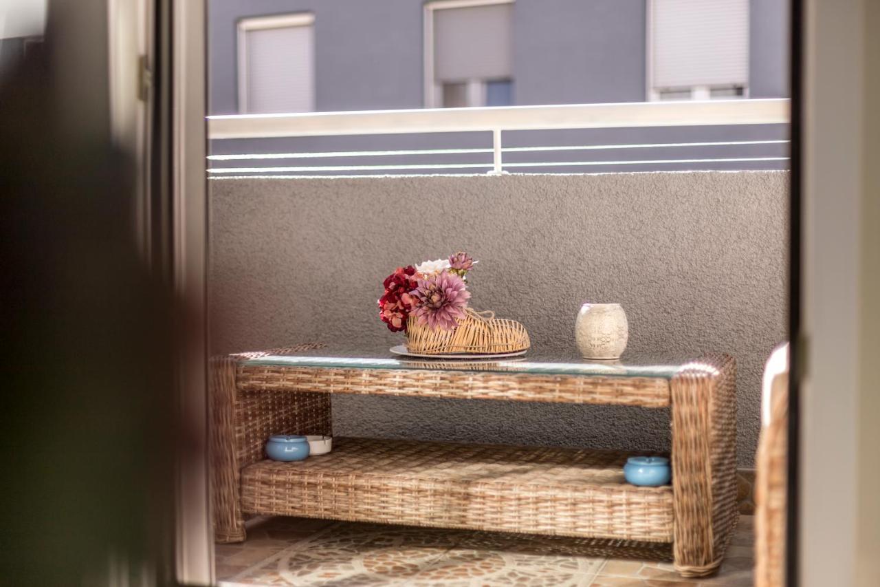 Noemi Luxury Apartment Солин Экстерьер фото